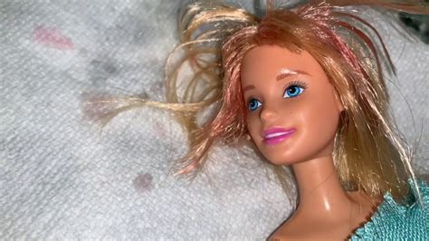 Ken asks Barbie to spend the night. . Barbie destruida